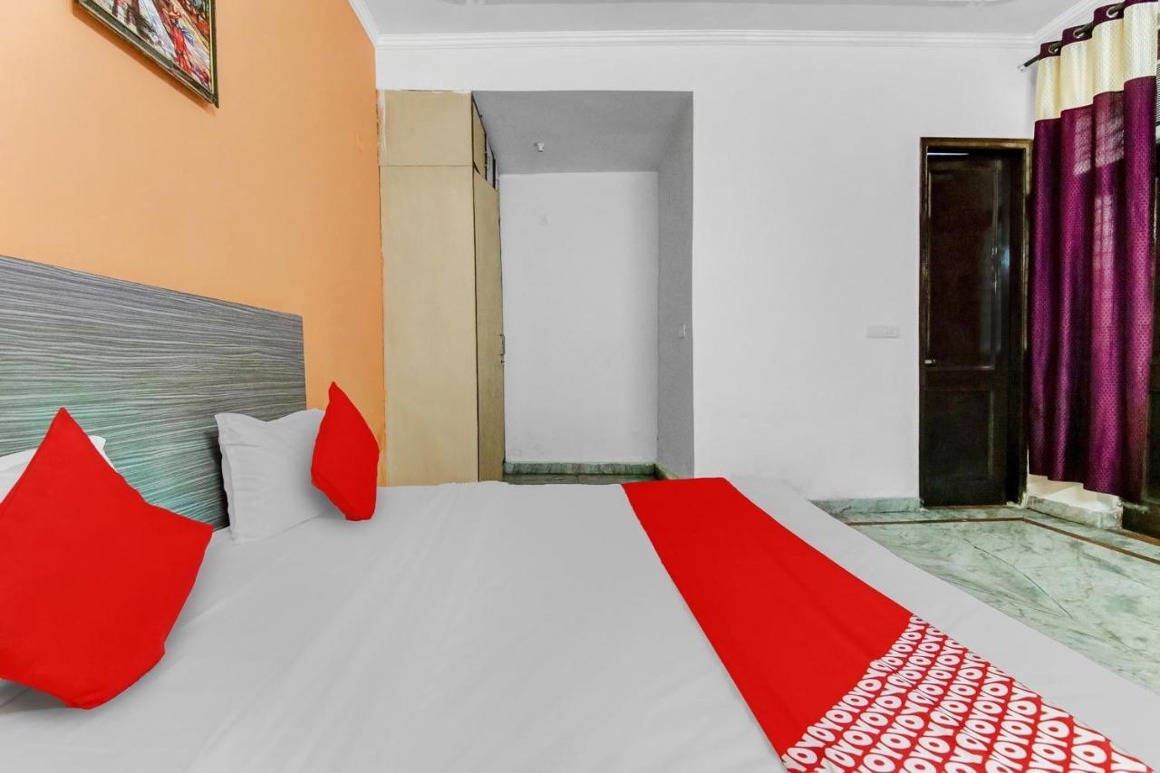 Hotel O Orlov Noida Exterior foto
