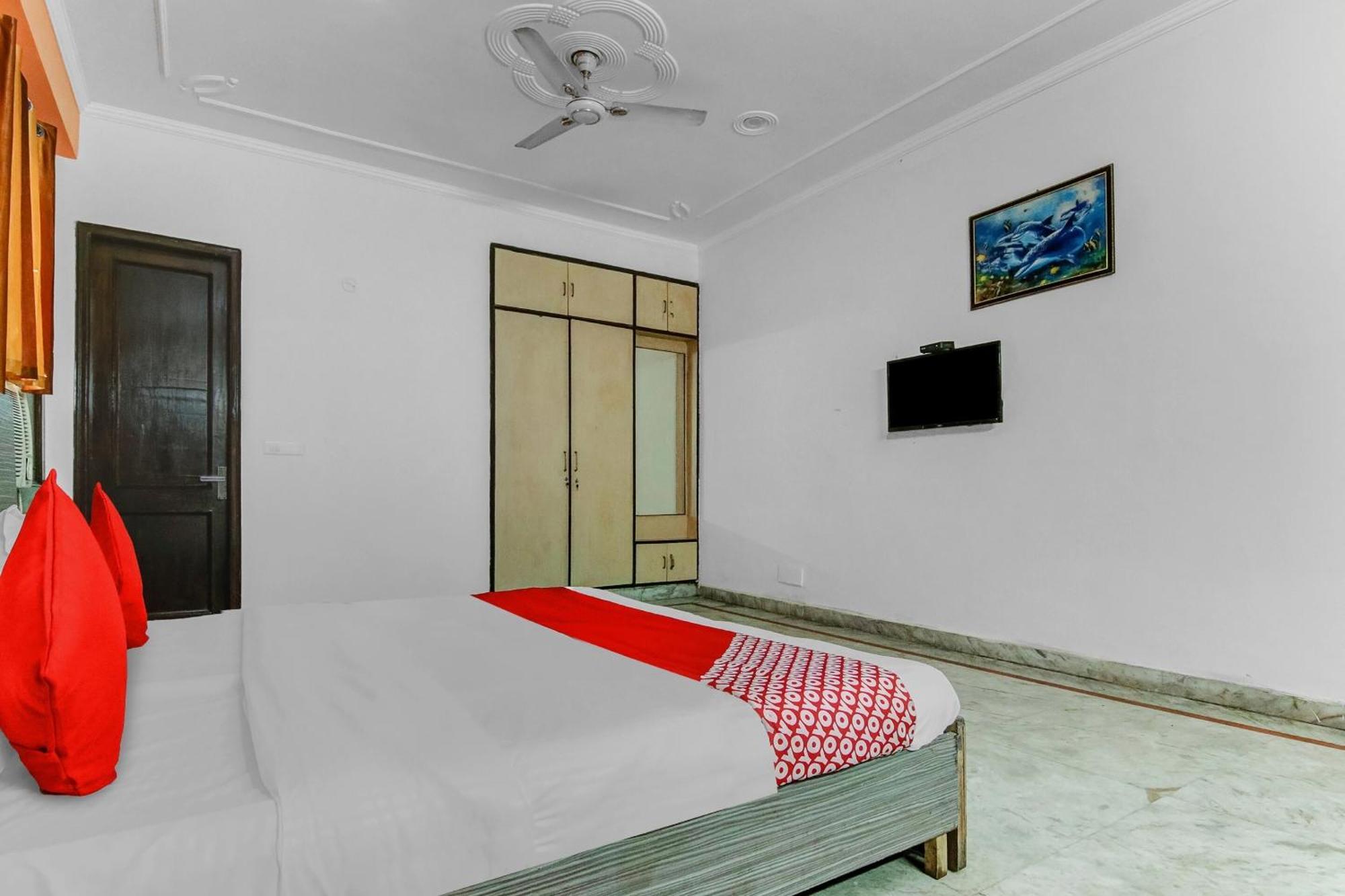 Hotel O Orlov Noida Exterior foto