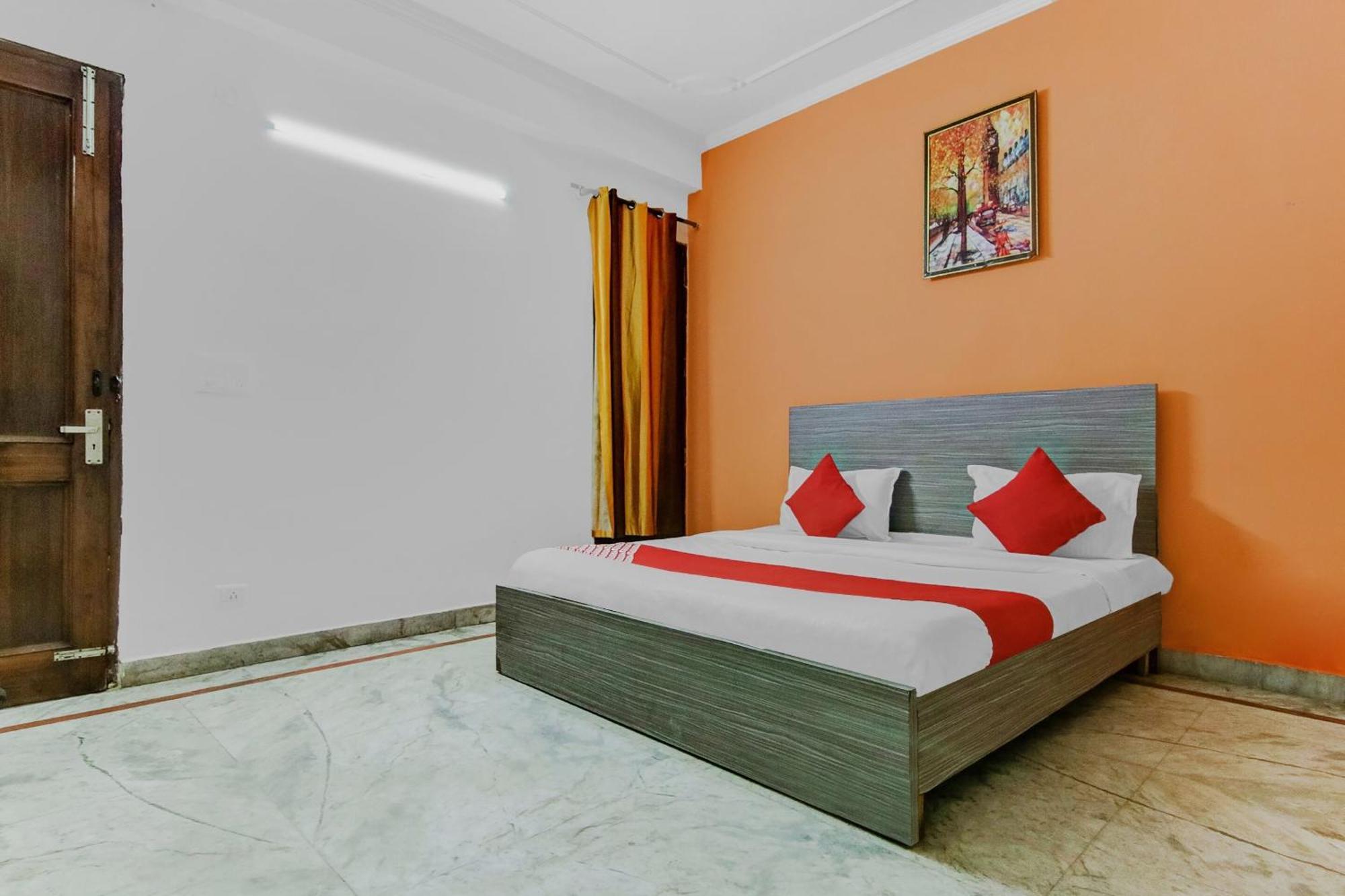Hotel O Orlov Noida Exterior foto