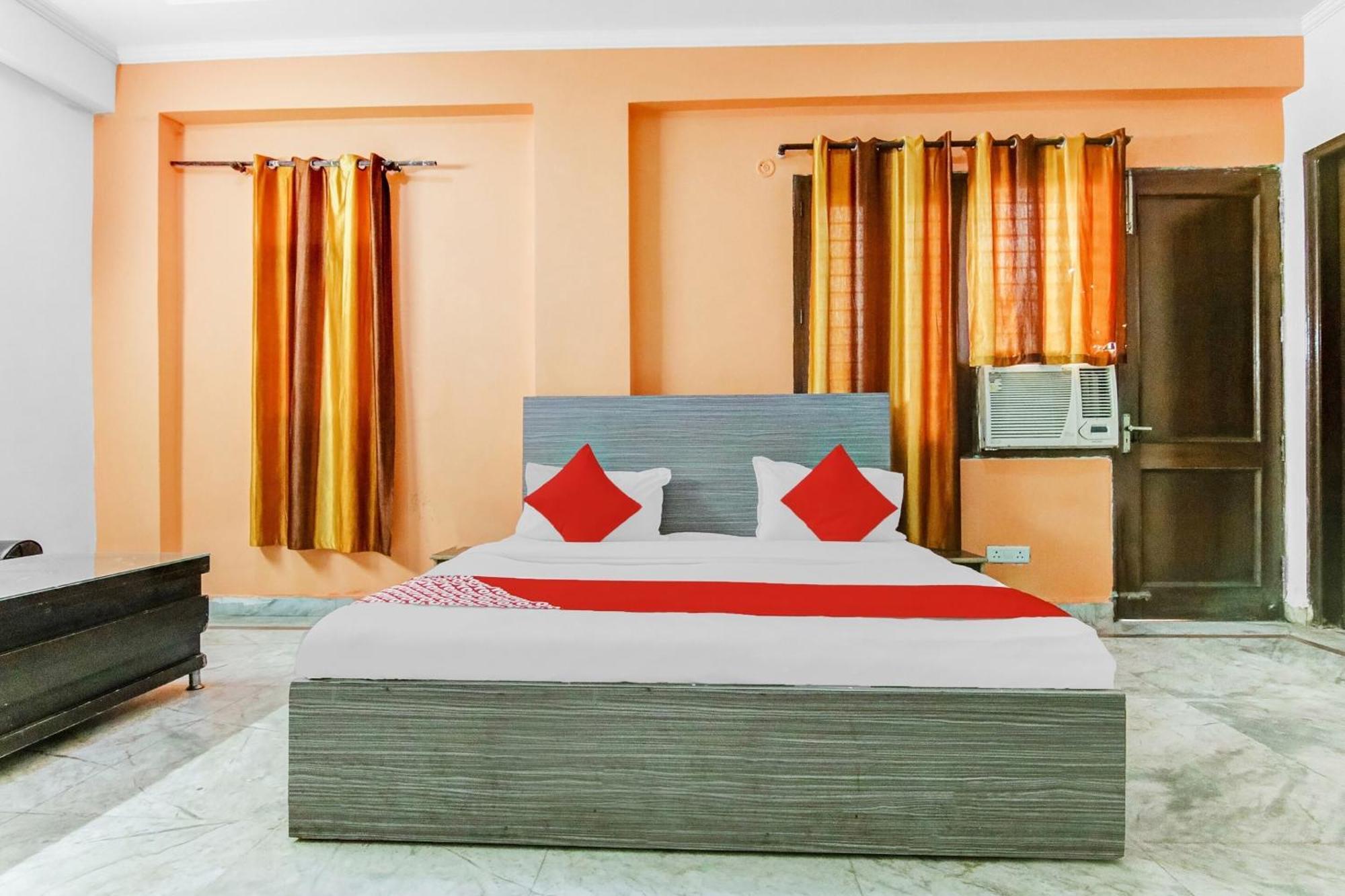 Hotel O Orlov Noida Exterior foto